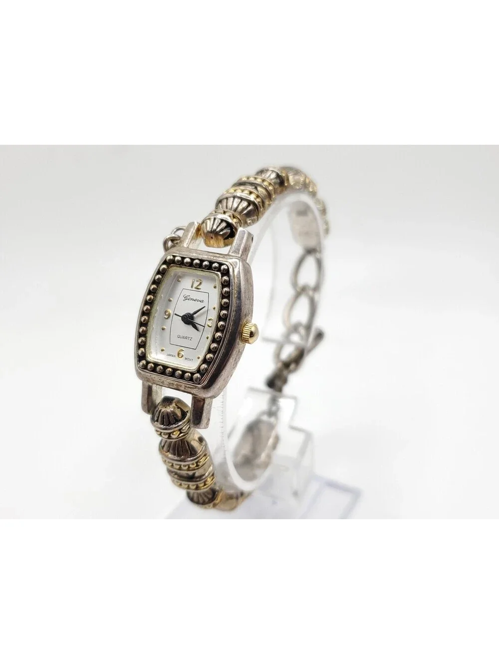 Geneva Quartz Watch Womens New Battery Silver Tone 19mm